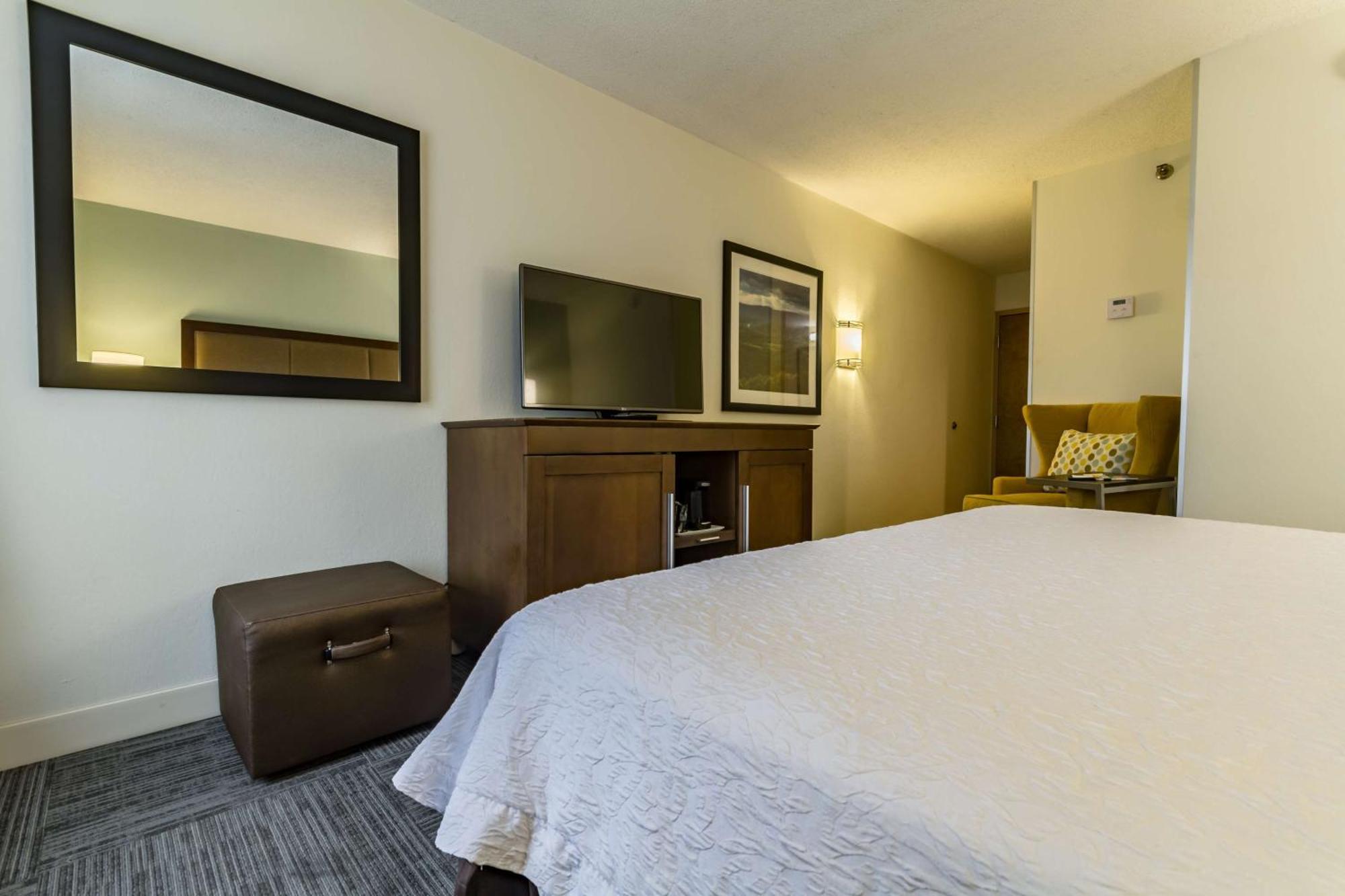 Hampton Inn Winchester-University/ Mall Extérieur photo