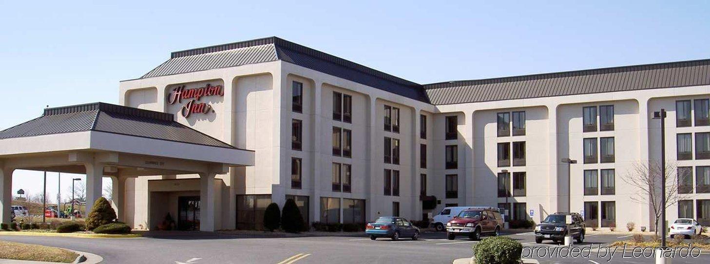 Hampton Inn Winchester-University/ Mall Extérieur photo