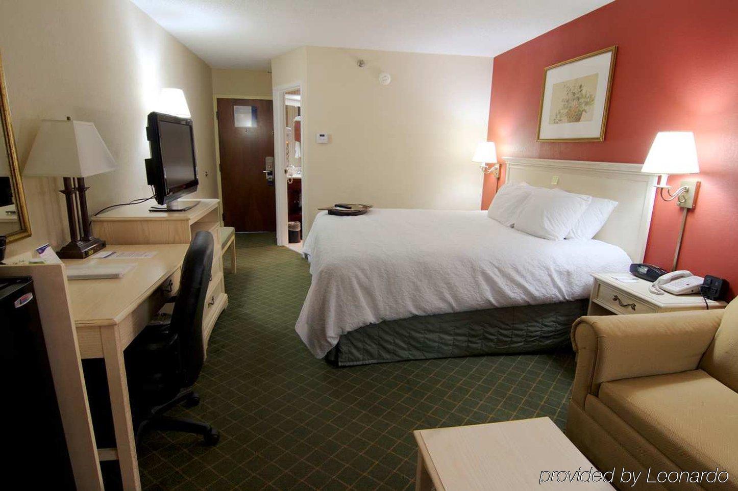 Hampton Inn Winchester-University/ Mall Extérieur photo