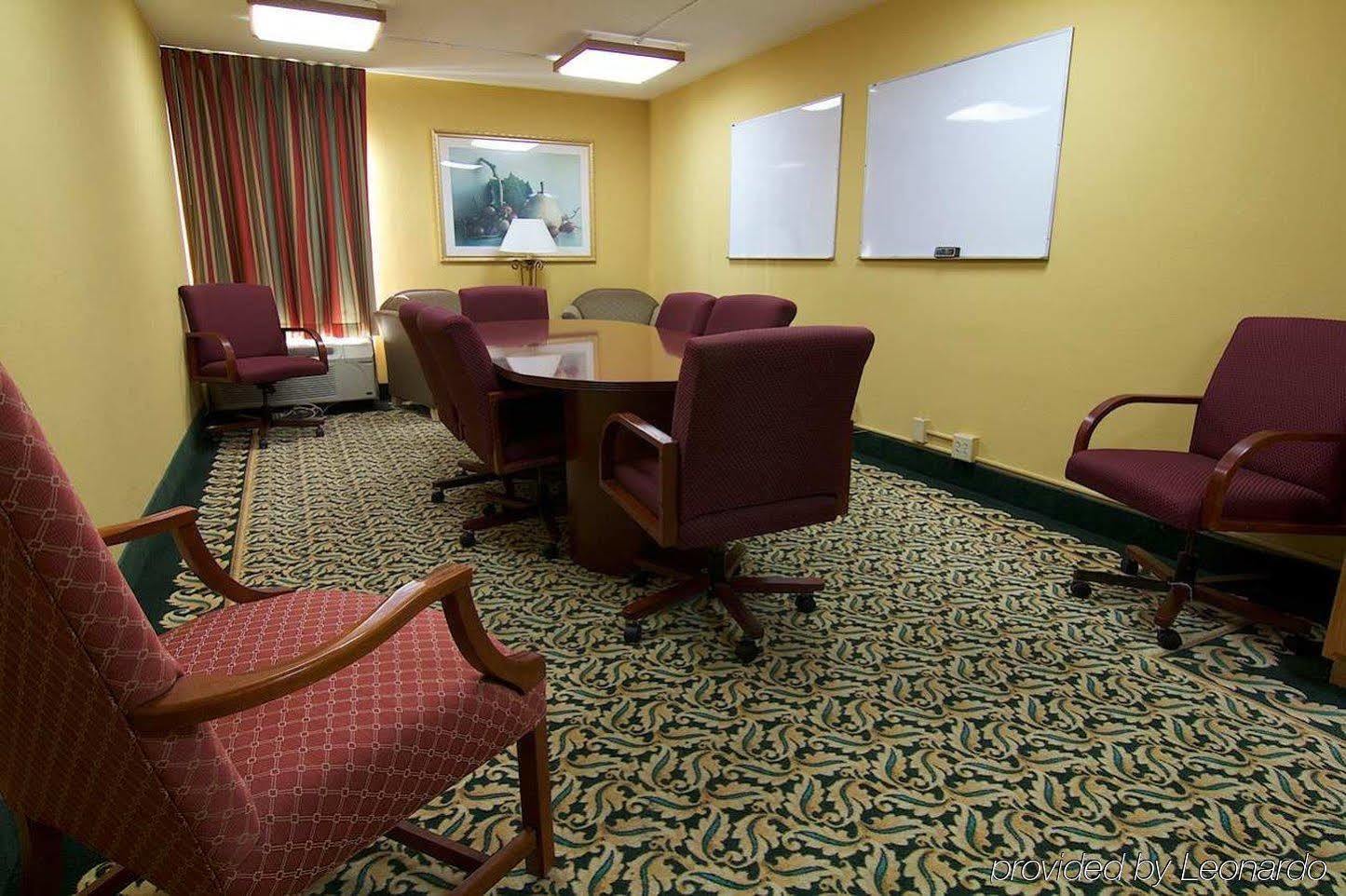 Hampton Inn Winchester-University/ Mall Extérieur photo